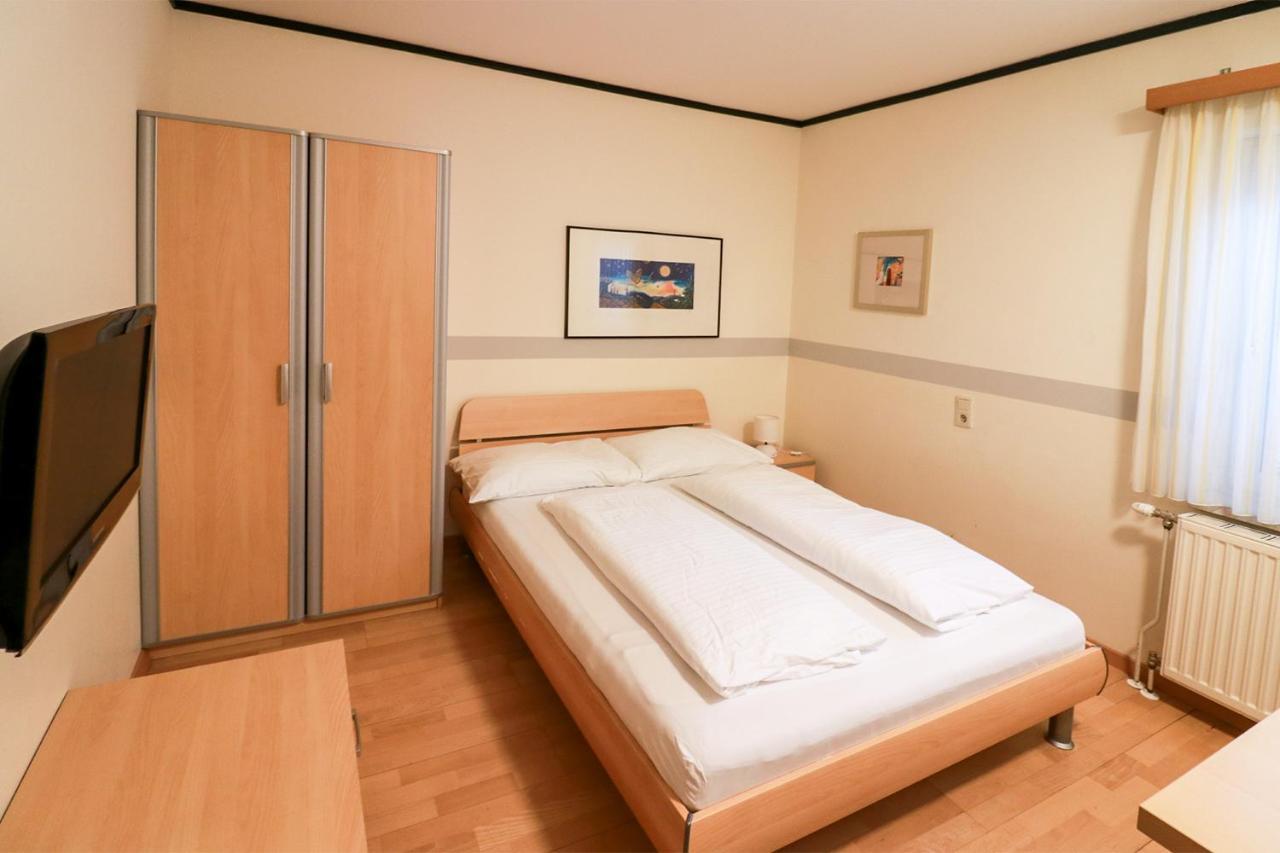 Schlafgut Hotel Sankt Poelten Luaran gambar