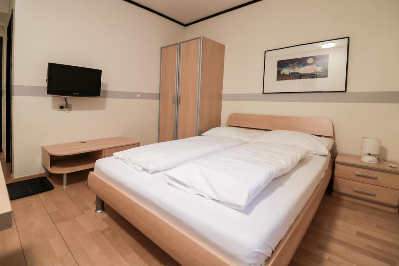 Schlafgut Hotel Sankt Poelten Luaran gambar