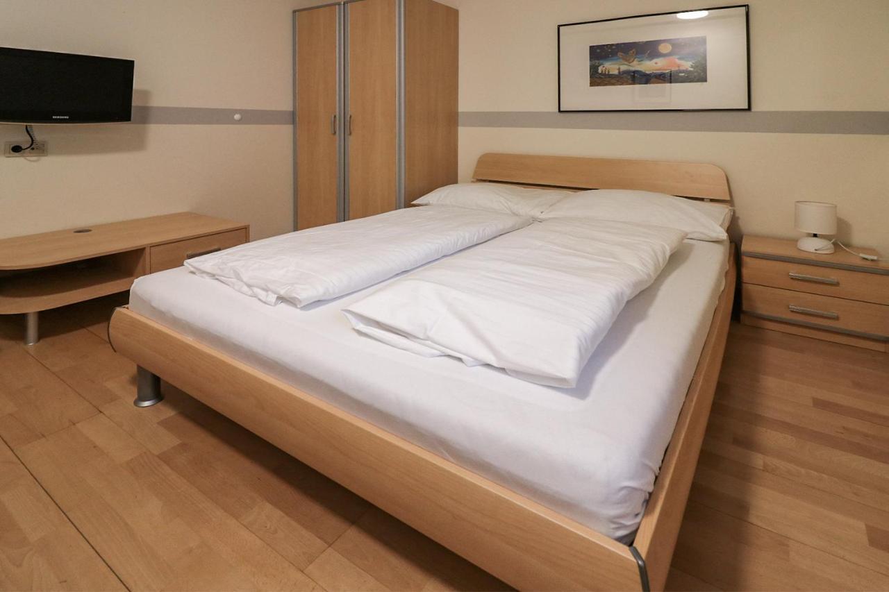Schlafgut Hotel Sankt Poelten Luaran gambar