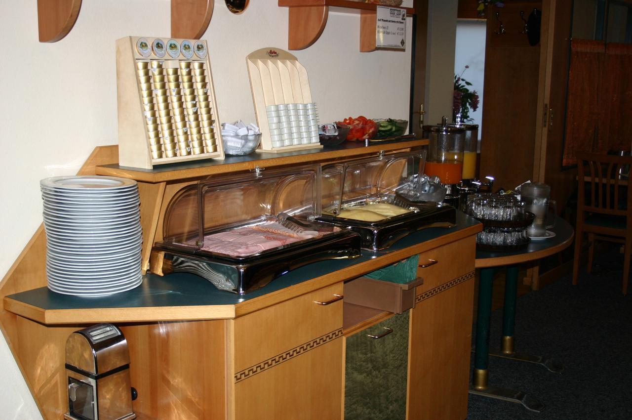 Schlafgut Hotel Sankt Poelten Luaran gambar