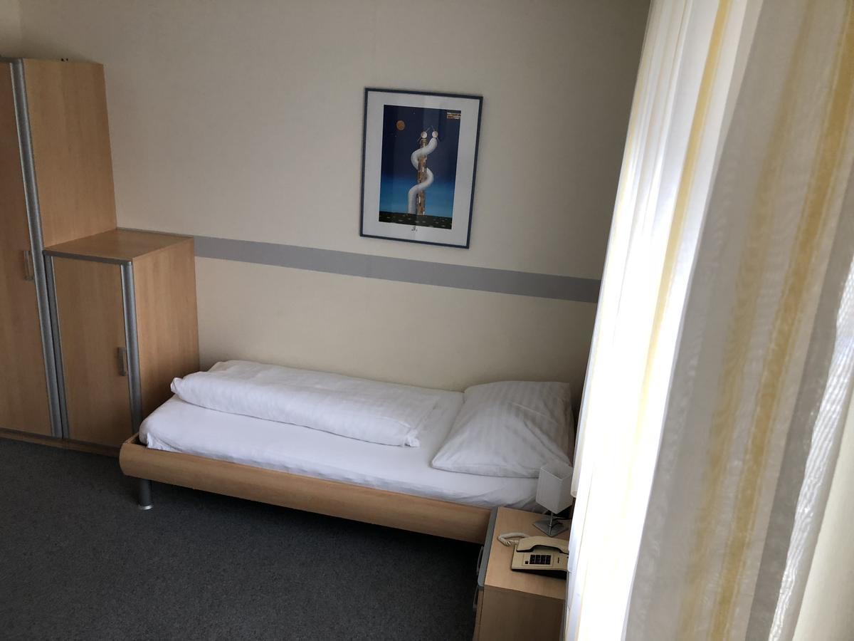 Schlafgut Hotel Sankt Poelten Luaran gambar