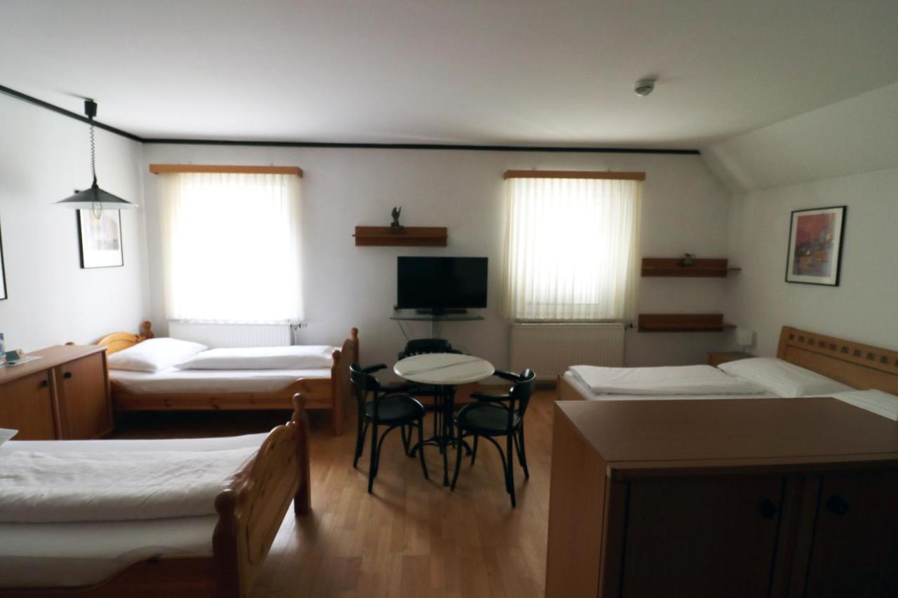 Schlafgut Hotel Sankt Poelten Luaran gambar